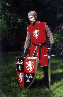 рыцарь с мечем фото