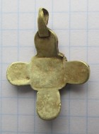 Золотой нательный крестик, с эмалью
