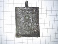 Большая бронзовая икона-привеска со Спасом Эммануилом XIII-XVI вв
