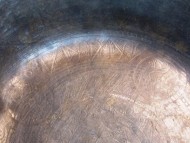 Чеканное изображение птиц на древнерусской тарелке