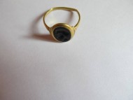 Древнеримский золотой перстень с камнем