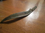 Серповидный бронзовый нож Гальштатской культуры. 1000-800 годы до н. э.