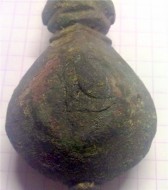 Кистень грушевидный уплощенный со знаком Рюриковичей, тип 3А по Кирпичникову, 12-13 вв