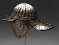 Шлем изготовленный в Нюрнберге в 17 век