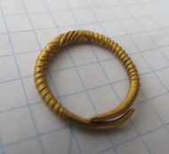 Золотое кольцо с узором, Гава-Голиградская культура