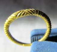 Золотое кольцо с узором, Гава-Голиградская культура