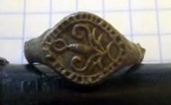 Оловянный перстень «Крин» процветший крест.  XII - XIII в.