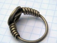 Спиралевидный серебряный перстень Черняховской культуры