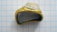 Золотой древнеримский перстень с гравировкой на камне