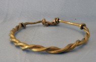 Витой золотой браслет Римского периода, 1-3 век н. э.