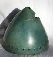 Шлем бронзовый 9-7 века до н.э.