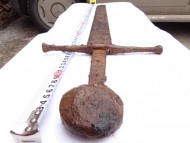 Сломанный меч середины XIII - XIV века
