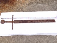 Сломанный меч середины XIII - XIV века