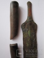 Бронзовый кинжал с родной костяной рукояткой, Тшинецкая культура, 19-11 вв. до н.э.