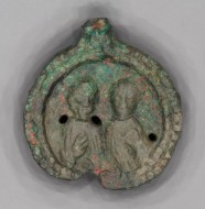 Металлический образок с изображением святых мучеников Космы и Дамиана. Суздальское Ополье, XII век