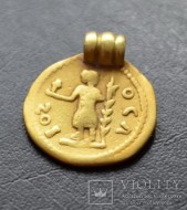 Золотой медальон подражание ауреусу с ухом