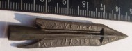Подписной древний наконечник стрелы
