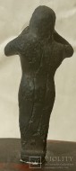 Фигурка - человек играющий на двойной флейте - период - античность (от греков и до чк )
