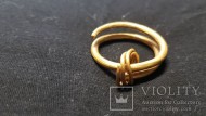 Золотое двухконтурное височное кольцо
