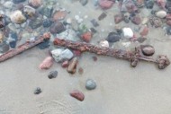 Меч викингов, обнаруженный в 2015 году на берегу Калининградского залива. Фото: СОЦСЕТИ