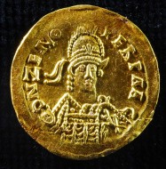 Монета византийского императора Зенона