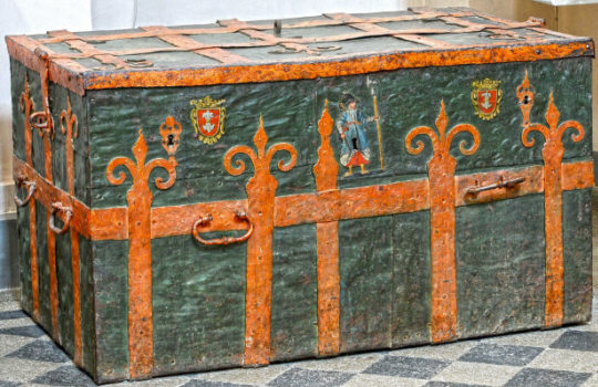 Сундук-касса из костела св. Петра и Павла в Вильнюсе, середина XVII в
