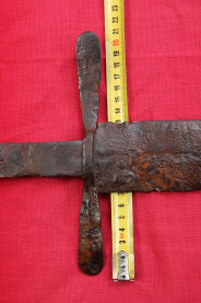 Наибольшая ширина клинка меча типа XVIa по Э.Окшотту, конца 15 - нач. 16 века