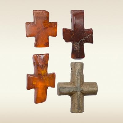 Кресты янтарные и каменные, 10-14 век