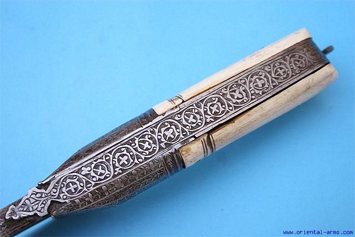 Индийский хайбеский нож