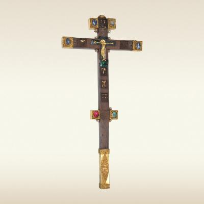 Крест-мощевик напрестольный. 15 век