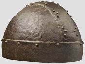 Сегментный шлем периода великого переселения народов