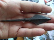 Средневековый железный наконечник стрелы после расчистки
