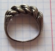 Изысканный серебряный перстень Киевской Руси