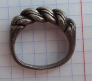 Изысканный серебряный перстень Киевской Руси