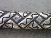 Кинжал арабского типа с серебряной рукоятью в виде переплетенных змей