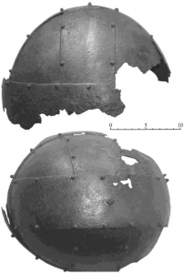 Металлический шлем Шпангенхельм