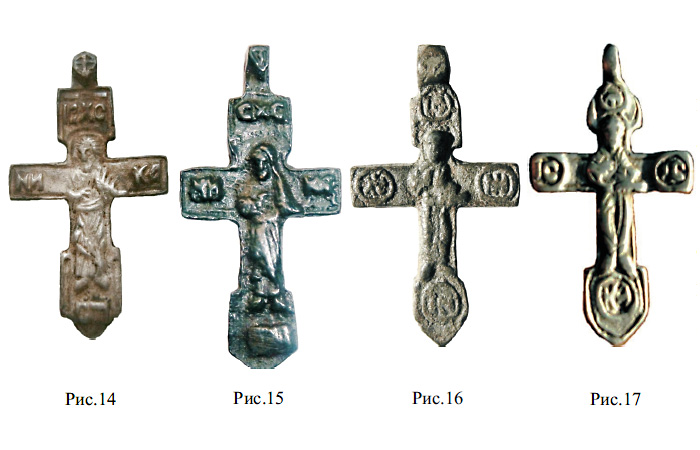 Средневековые килевидные кресты с изображением благословляющего Христа