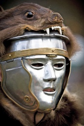 К вопросу о боевом применении шлемов с масками в римской армии